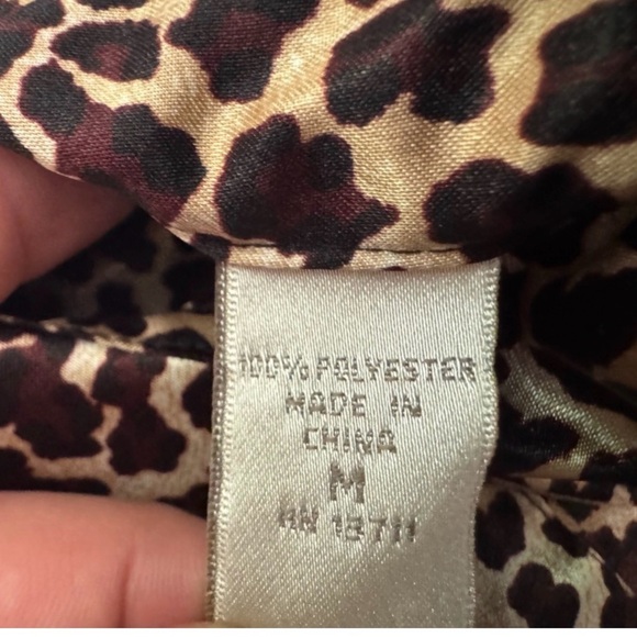 Valerie Stevens Leopard Print Blouse - Picture 3 of 4
